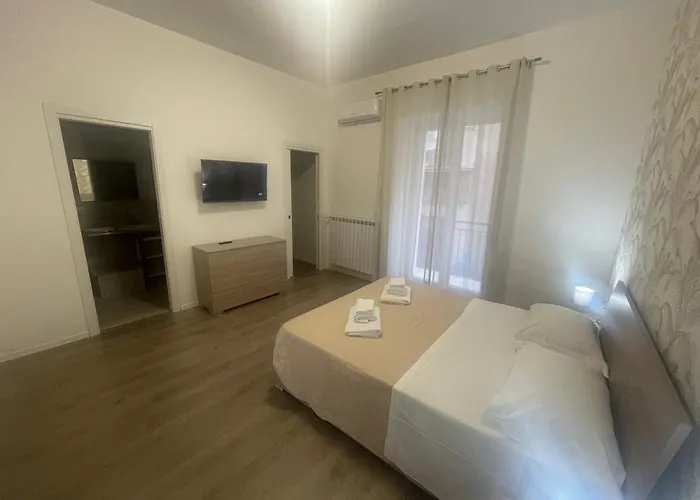 Da M&e 게스트하우스 나폴리